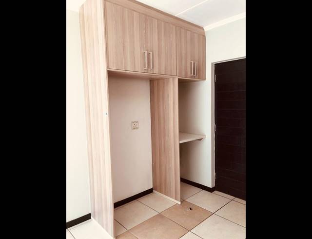 2 BEDROOM PROPERTY TO RENT IN GREENSTONE HILL